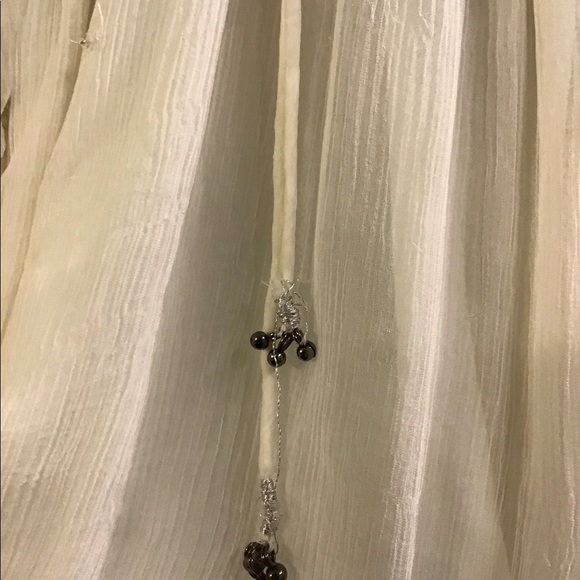 Free People embellished top-butterfly sleeves L - Picture 4 of 8